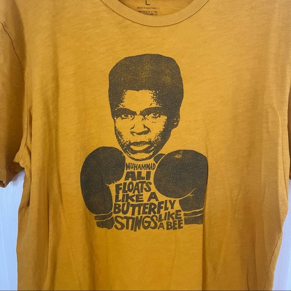 Mohammad Ali Float like a Butterfly graphic tee - Picture 2 of 5